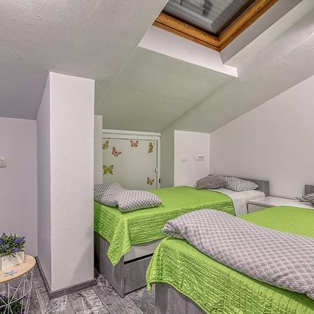 Enjoy At L&C Apartment Rovinj Exterior photo
