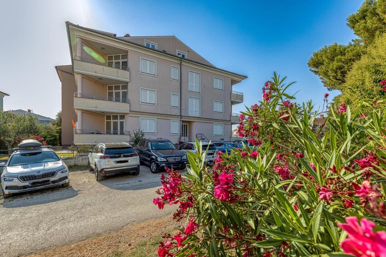 Enjoy At L&C Apartment Rovinj Exterior photo